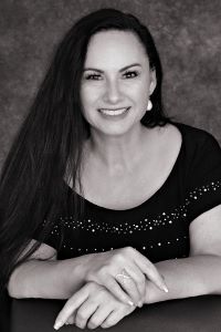 Suzanne Dye Suzanne Dye